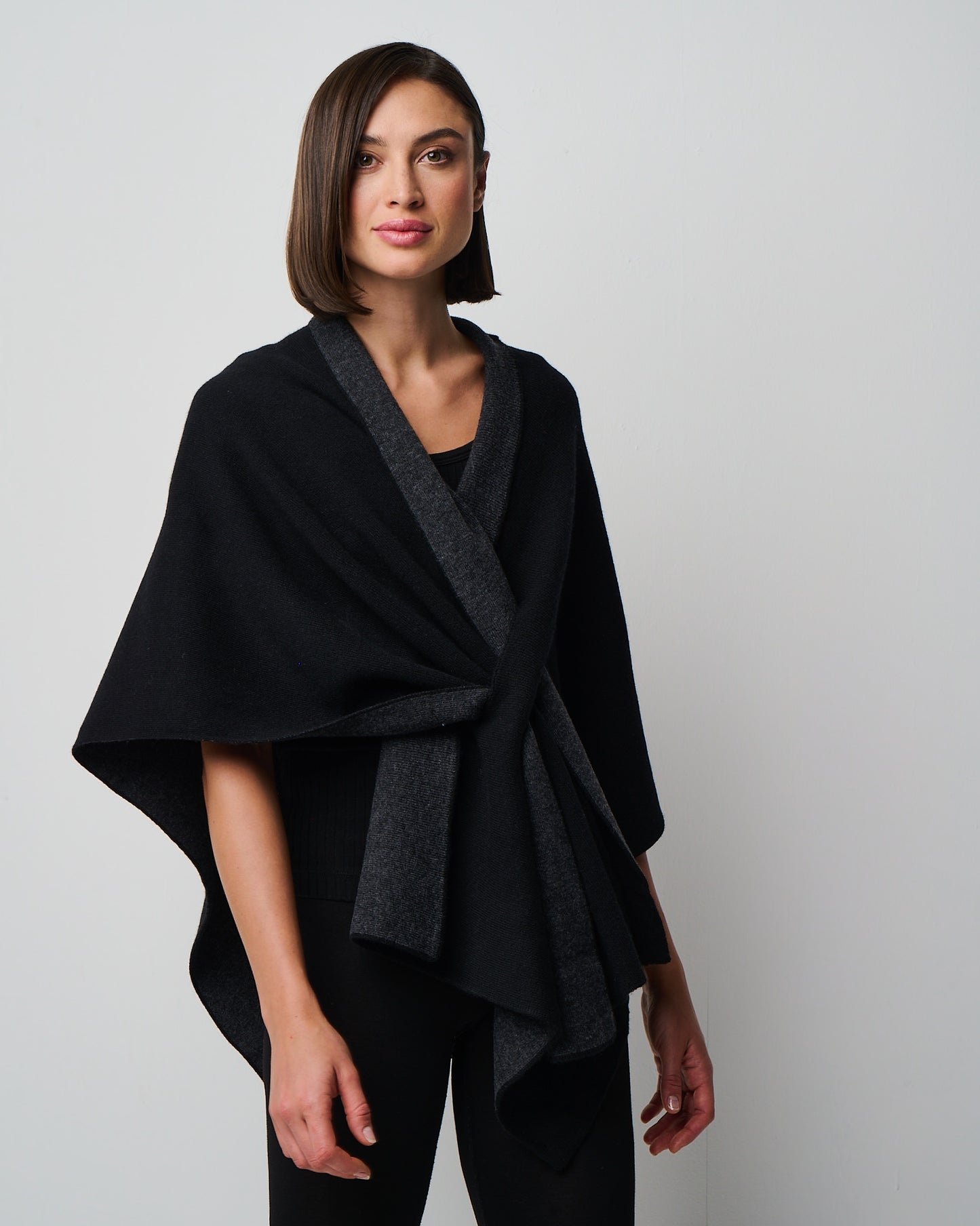 Ellen Merino/Cashmere Reversible Wrap with Loop (W303)