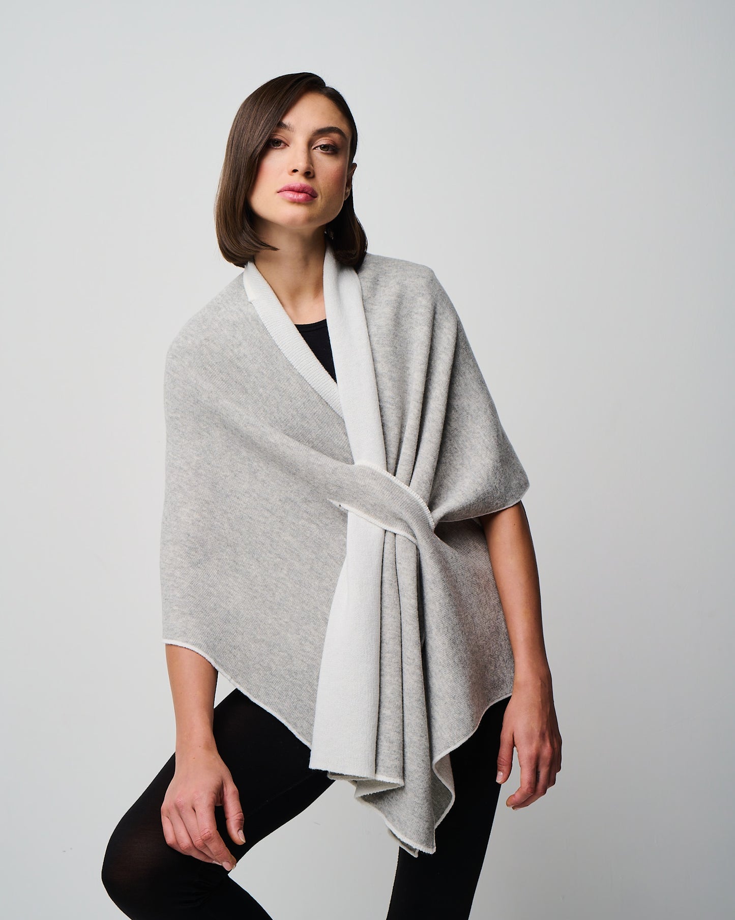 Ellen Merino/Cashmere Reversible Wrap with Loop (W303)