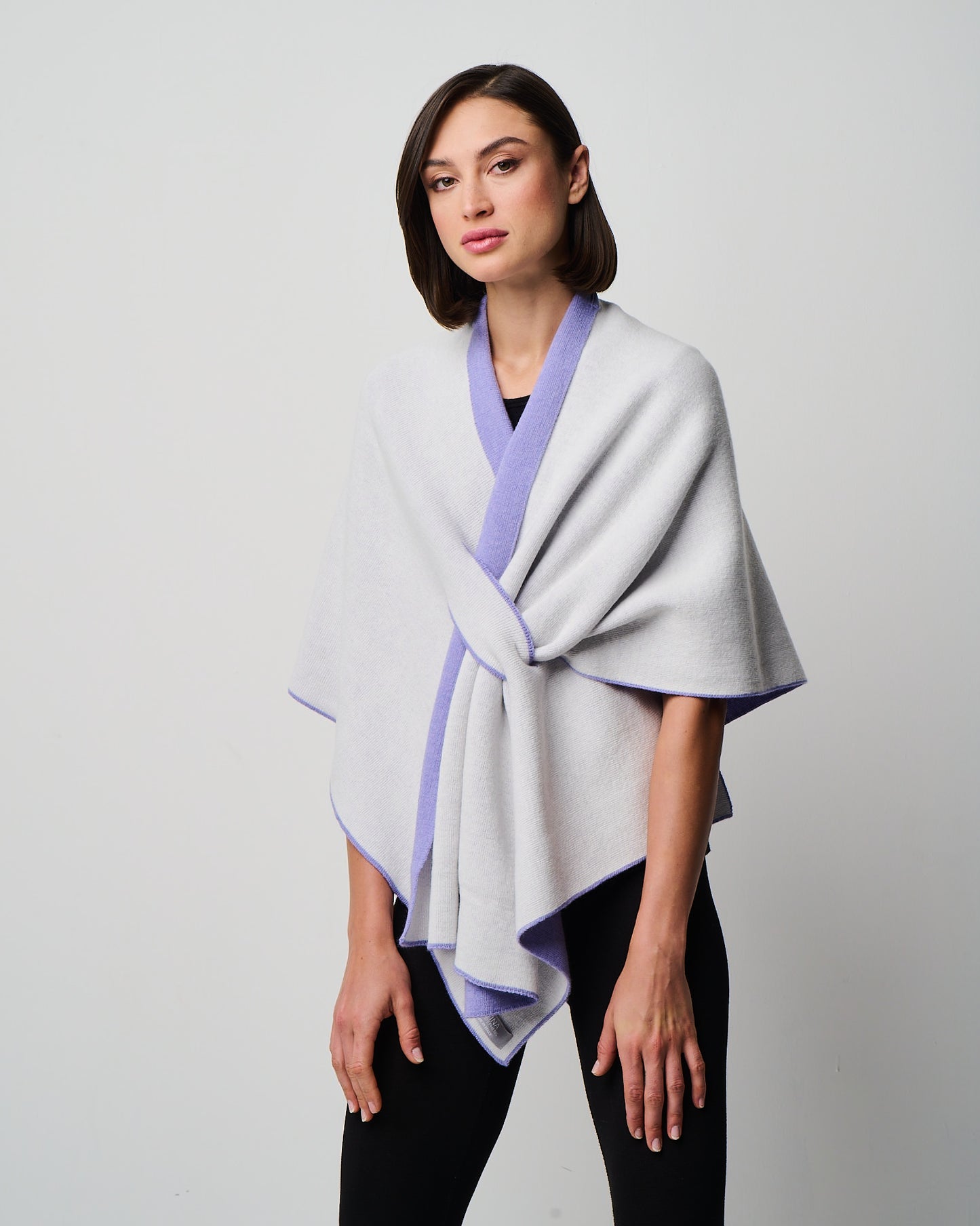 Ellen Merino/Cashmere Reversible Wrap with Loop (W303)