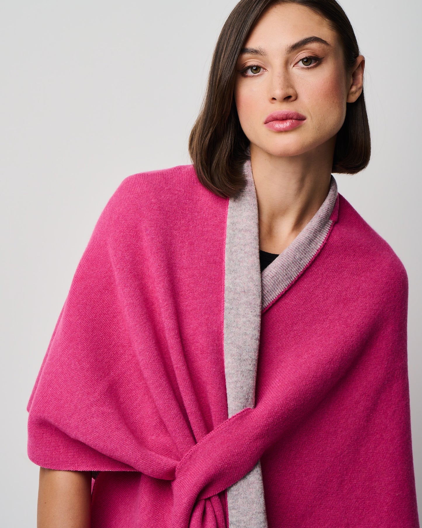 Ellen Merino/Cashmere Reversible Wrap with Loop (W303)