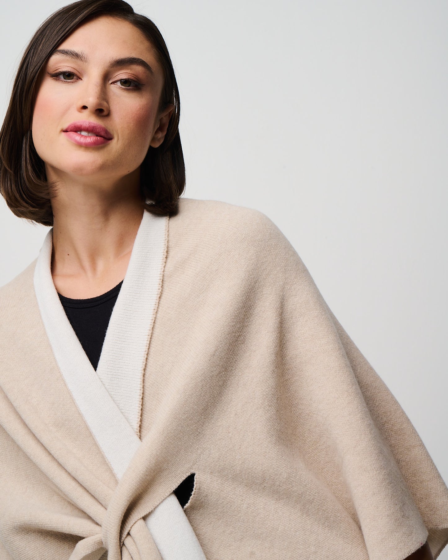 Ellen Merino/Cashmere Reversible Wrap with Loop (W303)