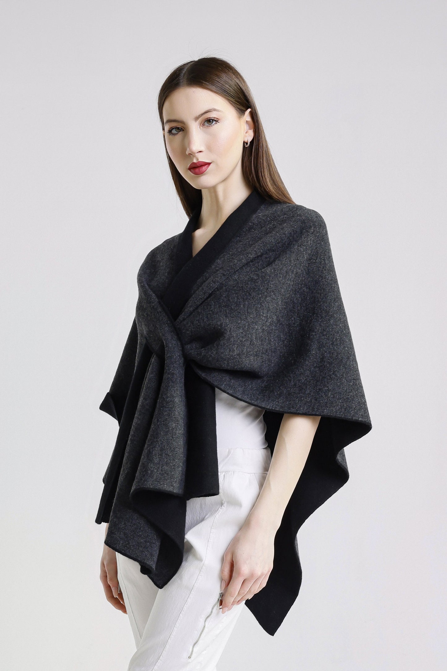 Ellen Merino/Cashmere Reversible Wrap with Loop 062 Black/Coal-4