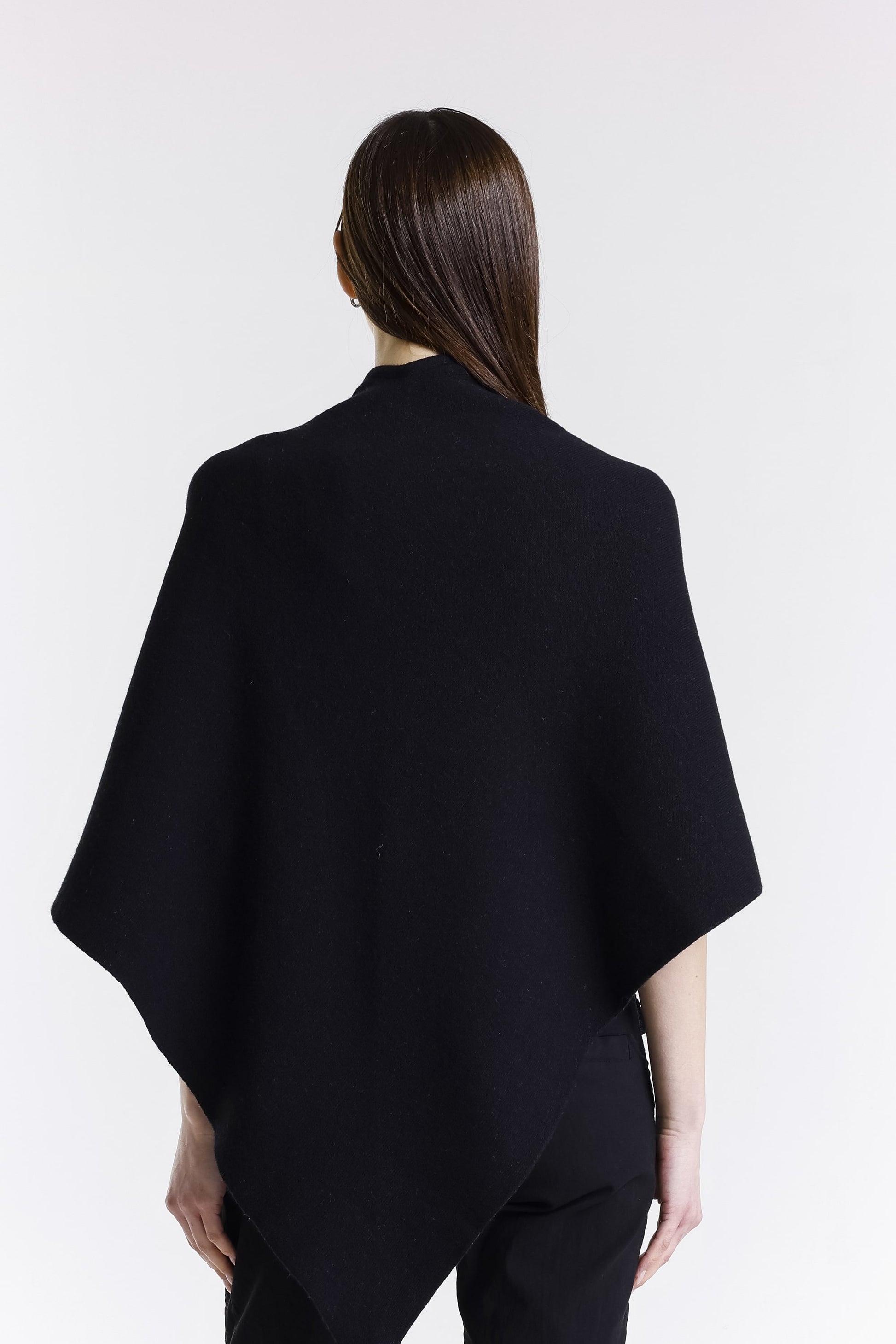 Ellen Merino/Cashmere Reversible Wrap with Loop 062 Black/Coal-5