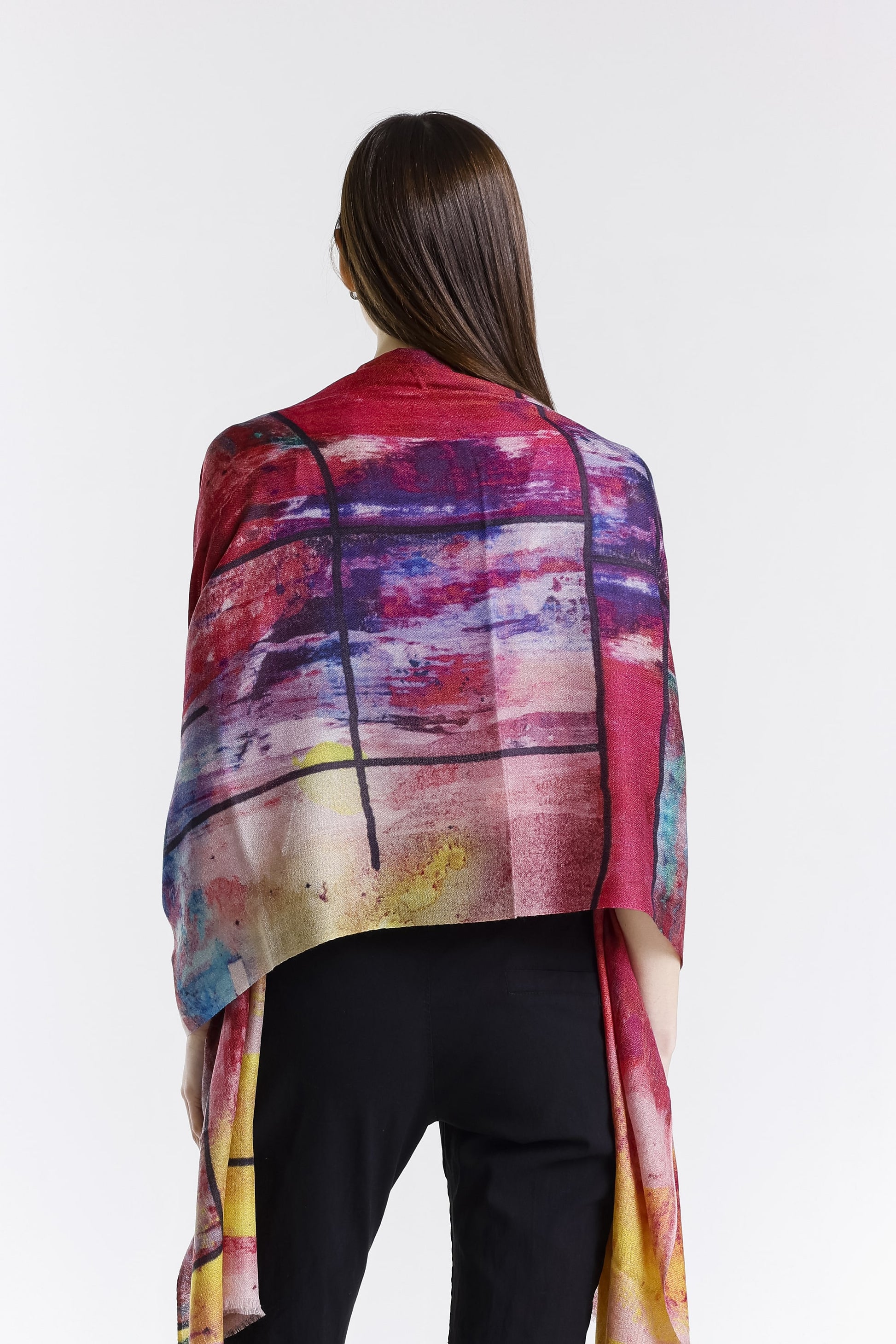 W304PC023Print23ValentinaPremiumCashmereWrap-4-min