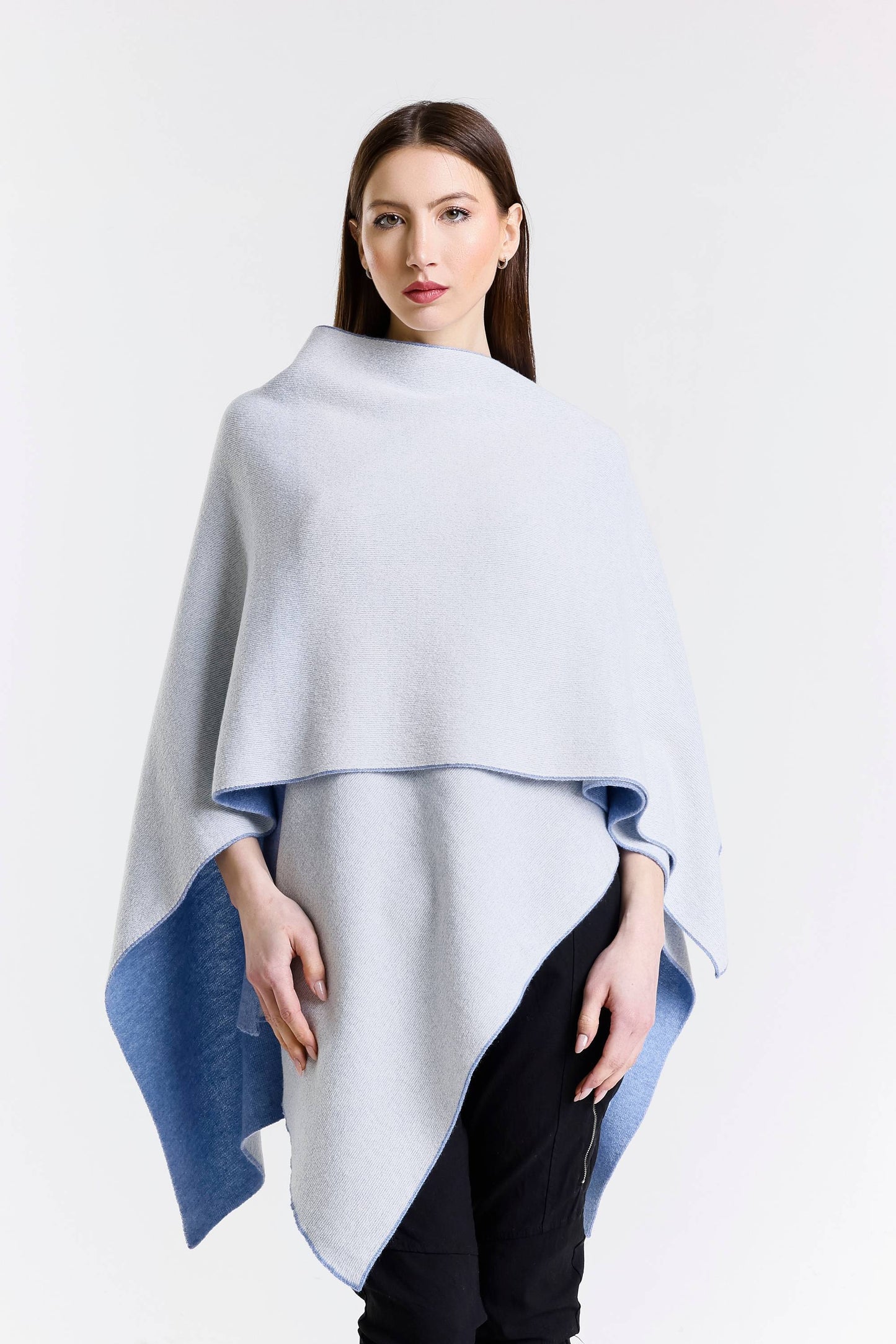 Kiersten Merino/Cashmere Reversible Wrap 469 Cornflower/Cream