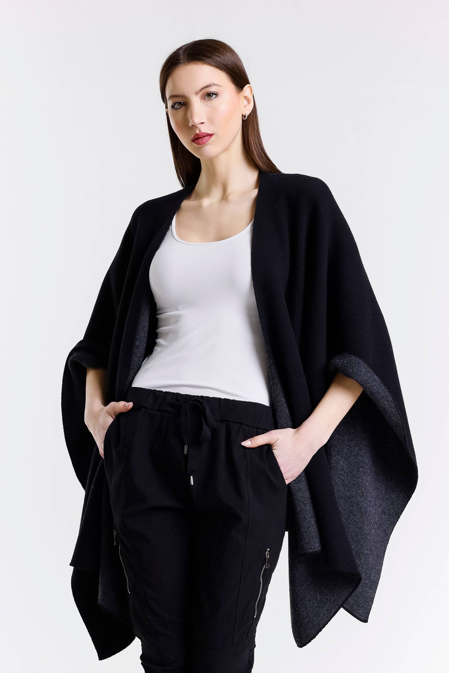 Kiersten Merino/Cashmere Reversible Wrap 062 Black/Coal