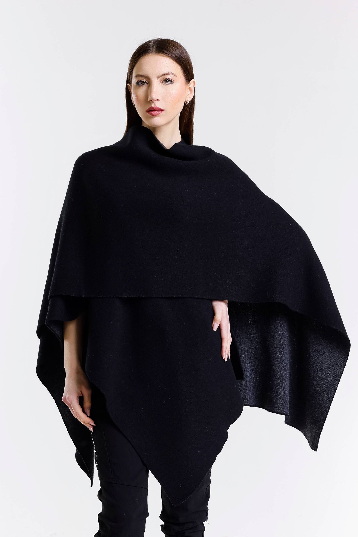 Kiersten Merino/Cashmere Reversible Wrap 062 Black/Coal