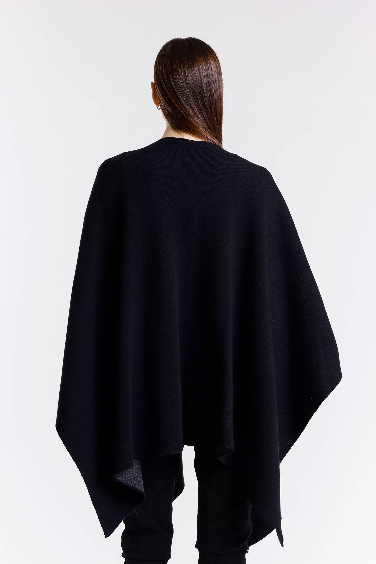 Kiersten Merino/Cashmere Reversible Wrap 062 Black/Coal